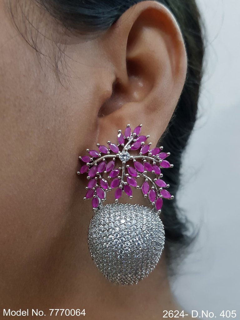 Earrings made of Cubic Zircons - Amaara World