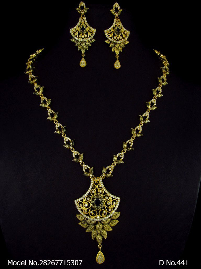 Traditional Necklaces - Amaara World