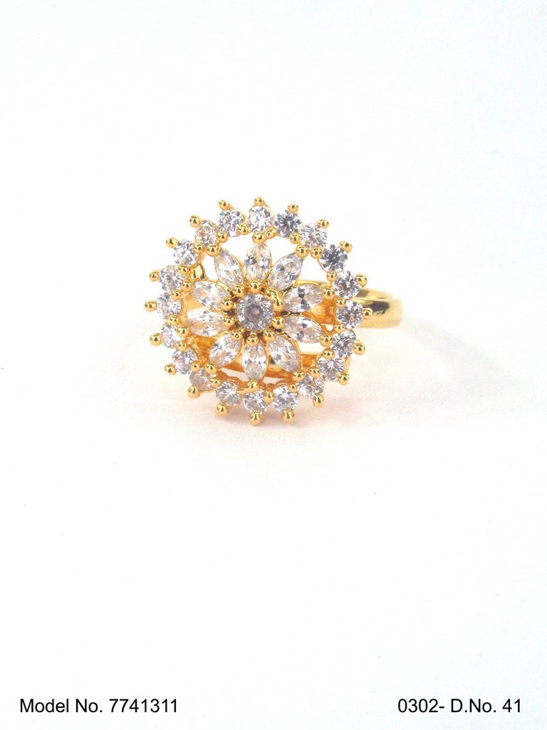 Crystal Nova Ring - Style 1 - Amaara World