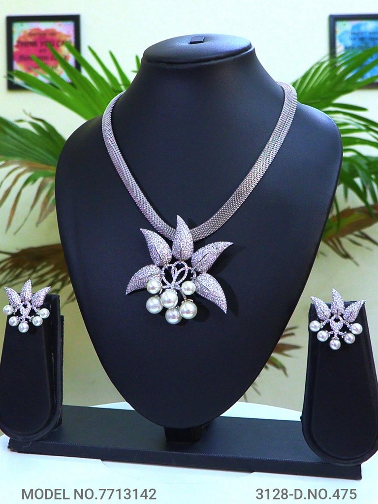Imitation Artificial Diamond Pendant - Style 1 - Amaara World