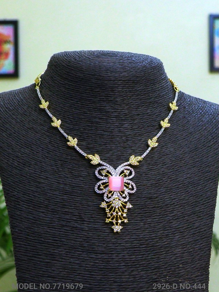 Classic Gift for Her - View A