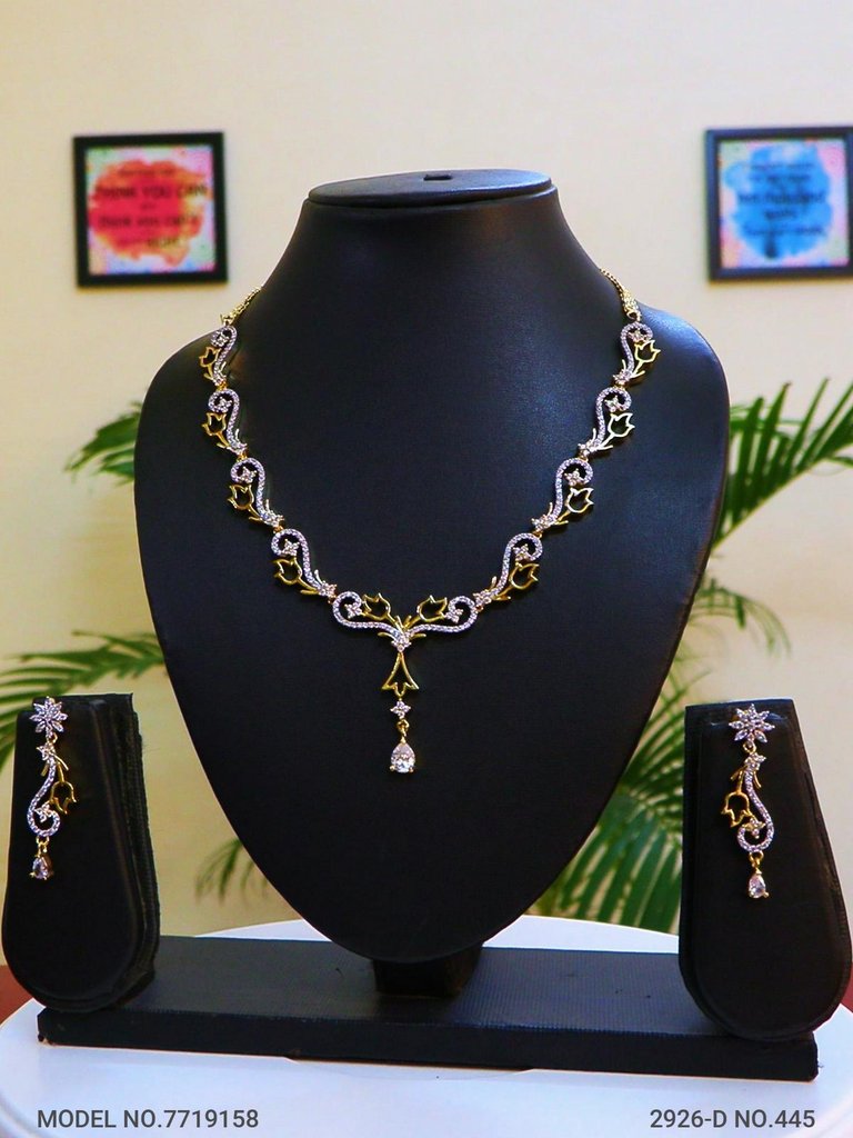 Classic Gift for Her - Amaara World
