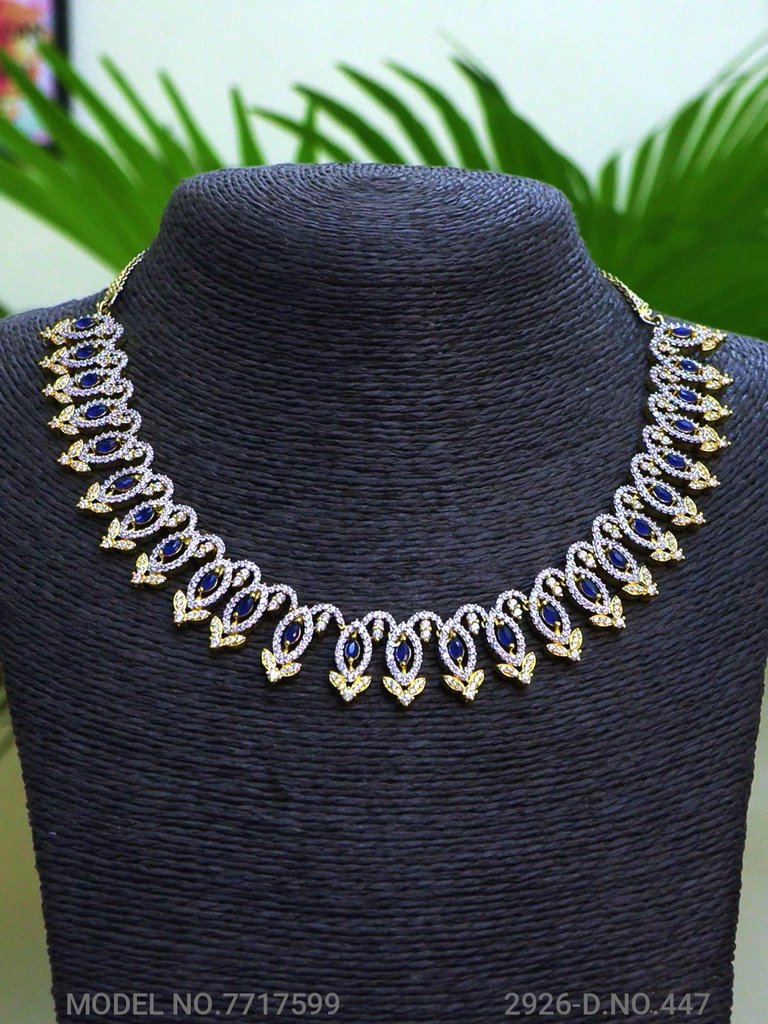 Classic Necklace Set - View A