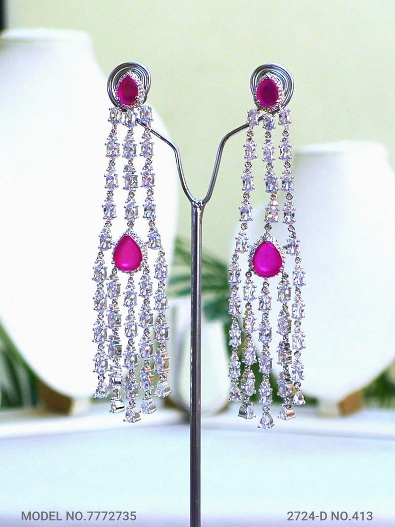 Rare Showstopper Earring Design - Amaara World