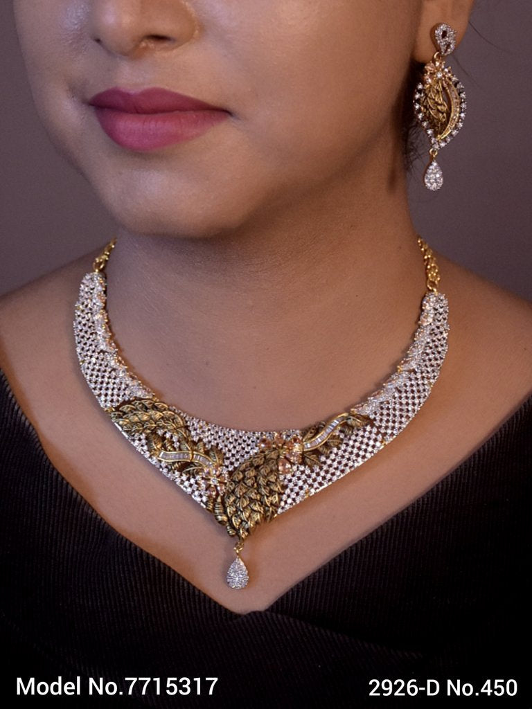 Be a Showstopper in your Party ! - Amaara World