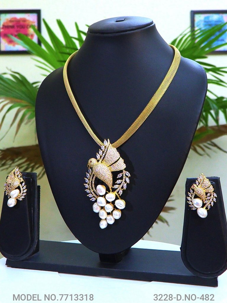 Diamond Replica Pendants - Style 3 - Amaara World