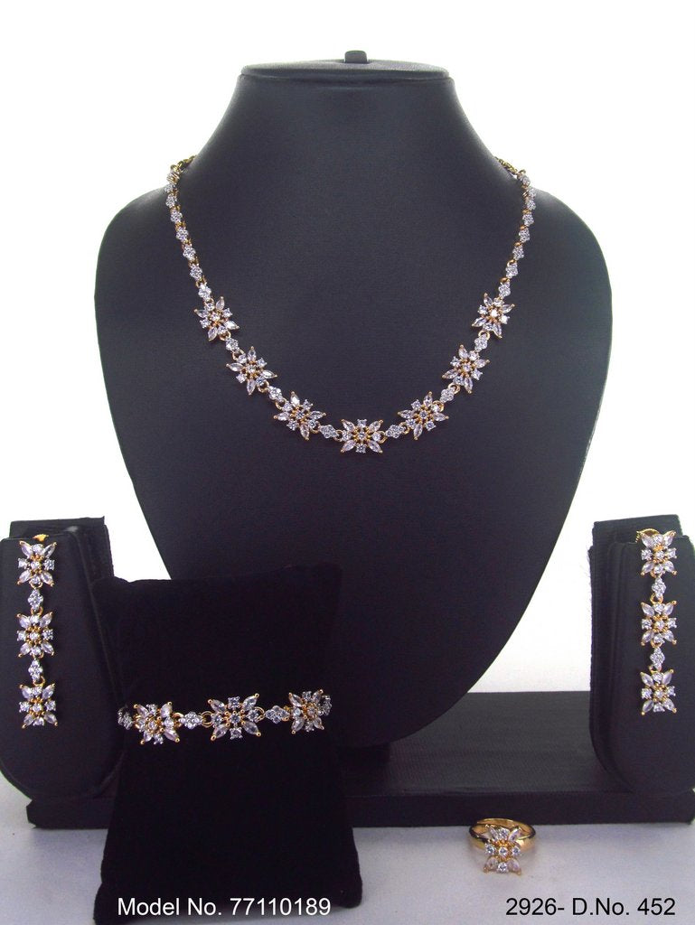 Classic Pattern | Fine Fashion Jewelry - View A