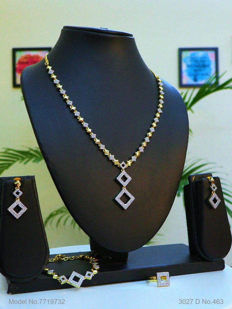 Made In India | Diamond Styled Jewellery Set - Amaara World