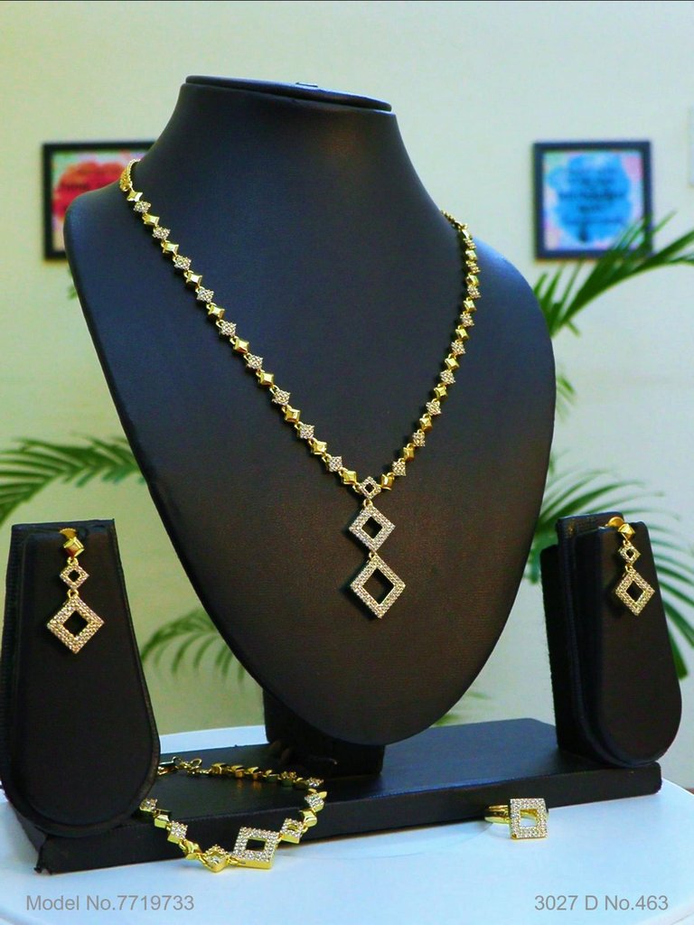 Western Necklace set - Amaara World