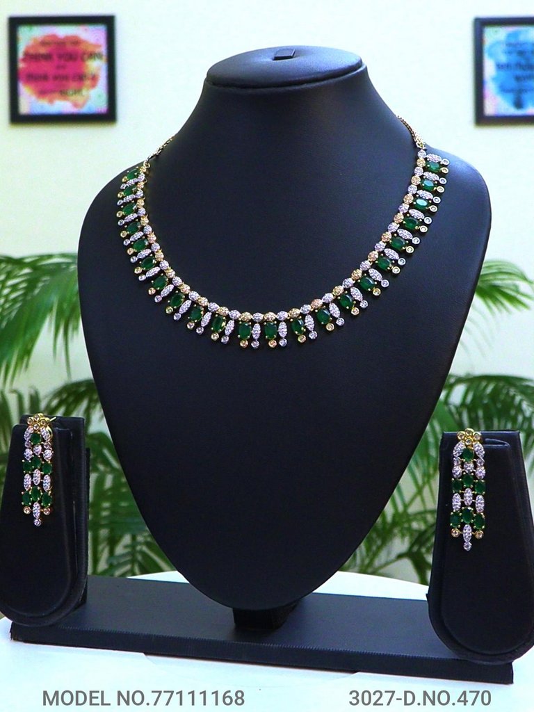 Classic Modern Day Gift Jewelry for Women - Amaara World
