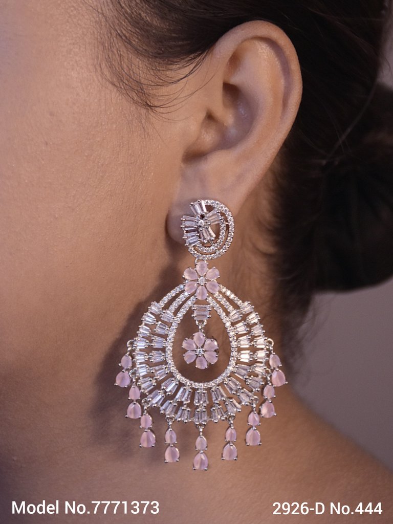 Unique Gift for Party wear - Amaara World