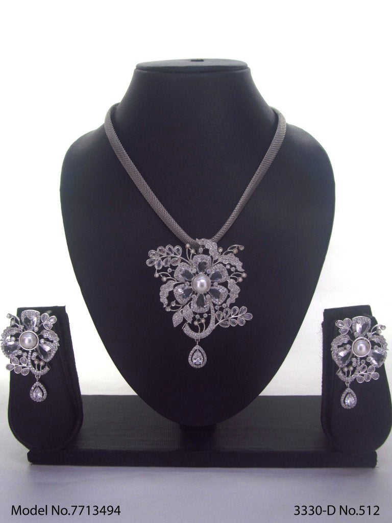 Fine Fashion Classic Pendant Set - Style 1 - Amaara World