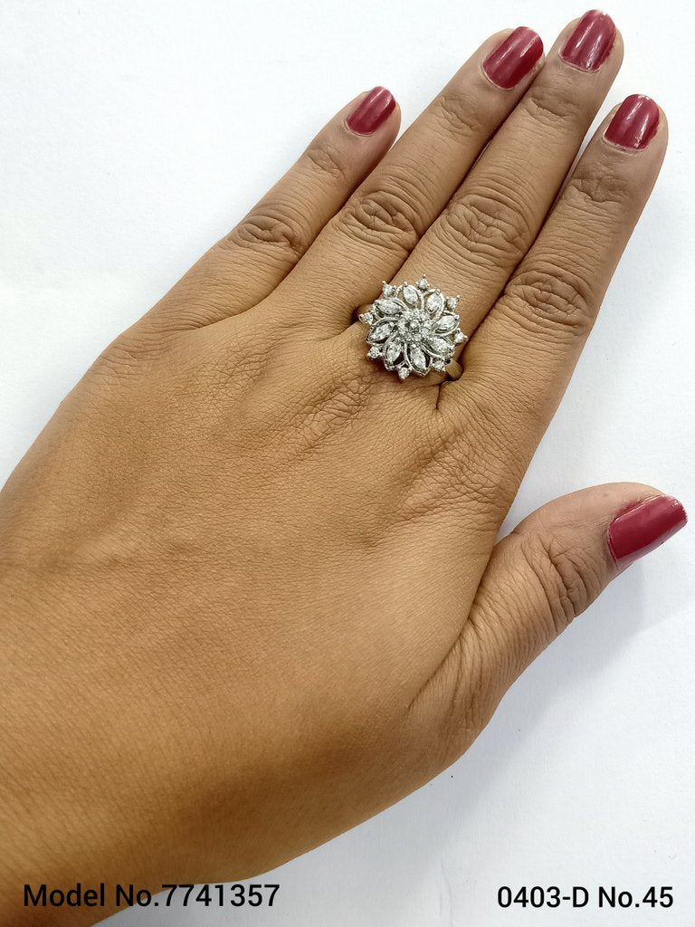 Crystal Zenith Ring - Style 1 - Amaara World