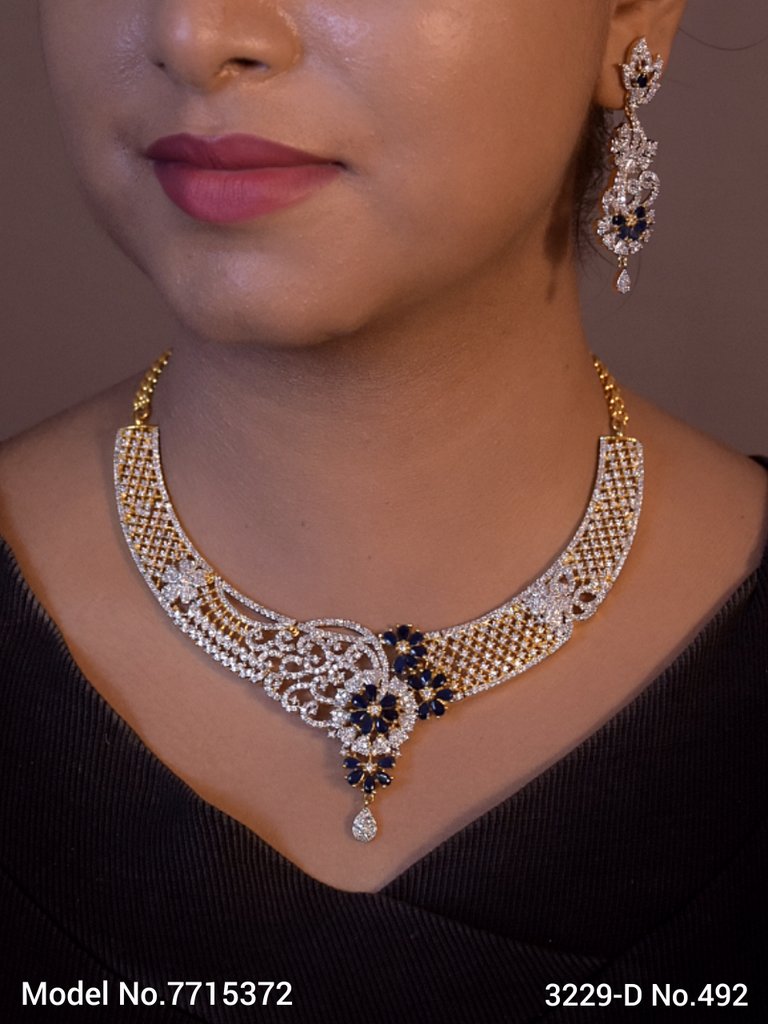 Classic Pattern | Fine Fashion Jewelry - Amaara World