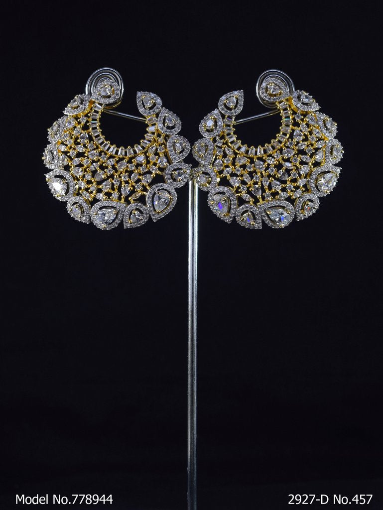 Latest Trendy Earring Design - Amaara World