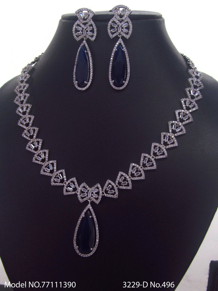Classic Pattern | Fine Fashion Jewelry - Amaara World