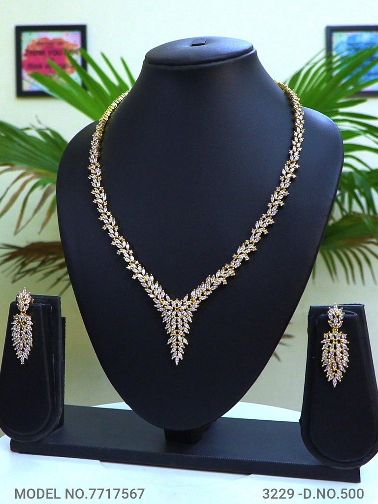 A necklace Set for all Occasions ! - Amaara World