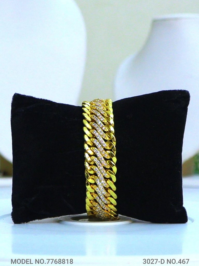 Royal Cut Bracelet - Amaara World