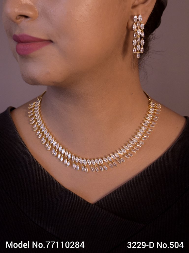 Be a Showstopper in any Party ! - Amaara World