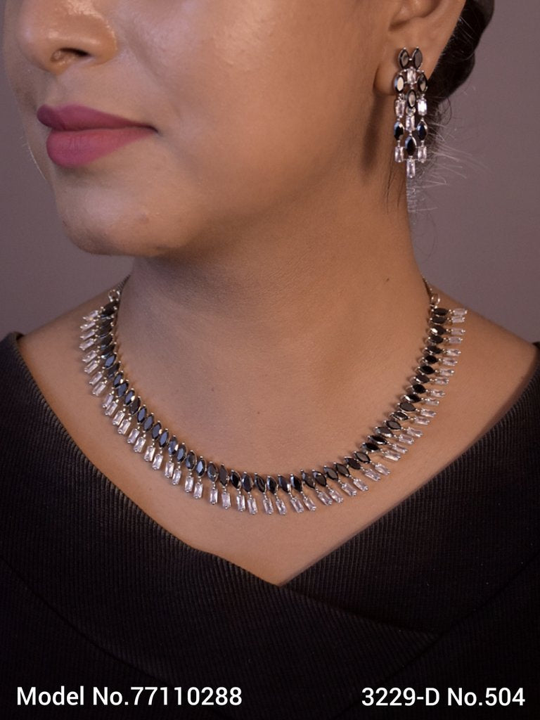 Classic Jewelry Set - Amaara World