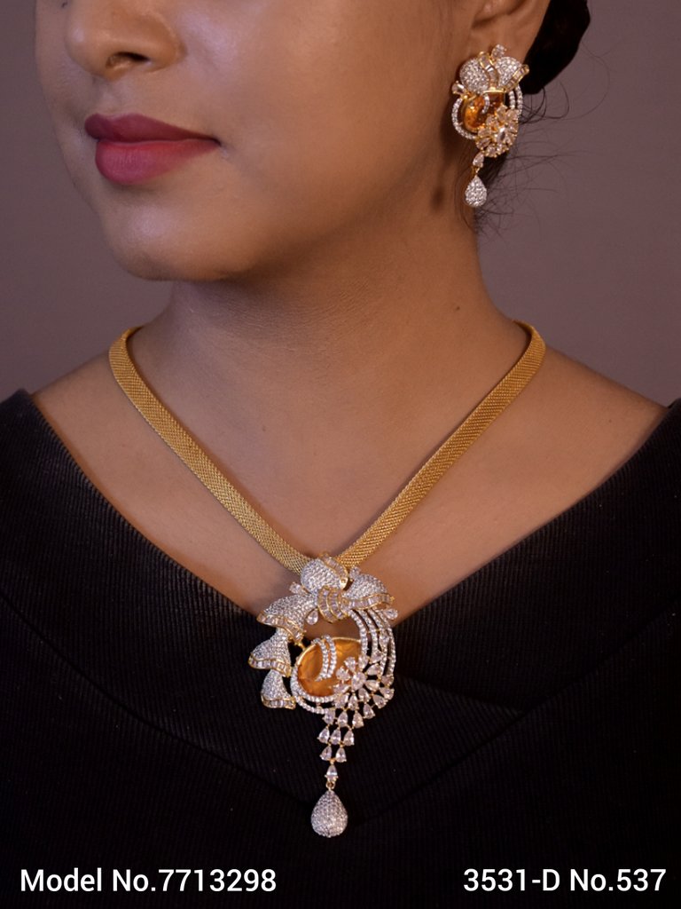 Imitation Artificial Diamond Pendant - Style 7 - Amaara World