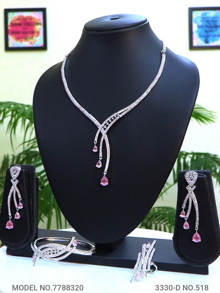 Meet Tradition...meet Perfection ! - Amaara World