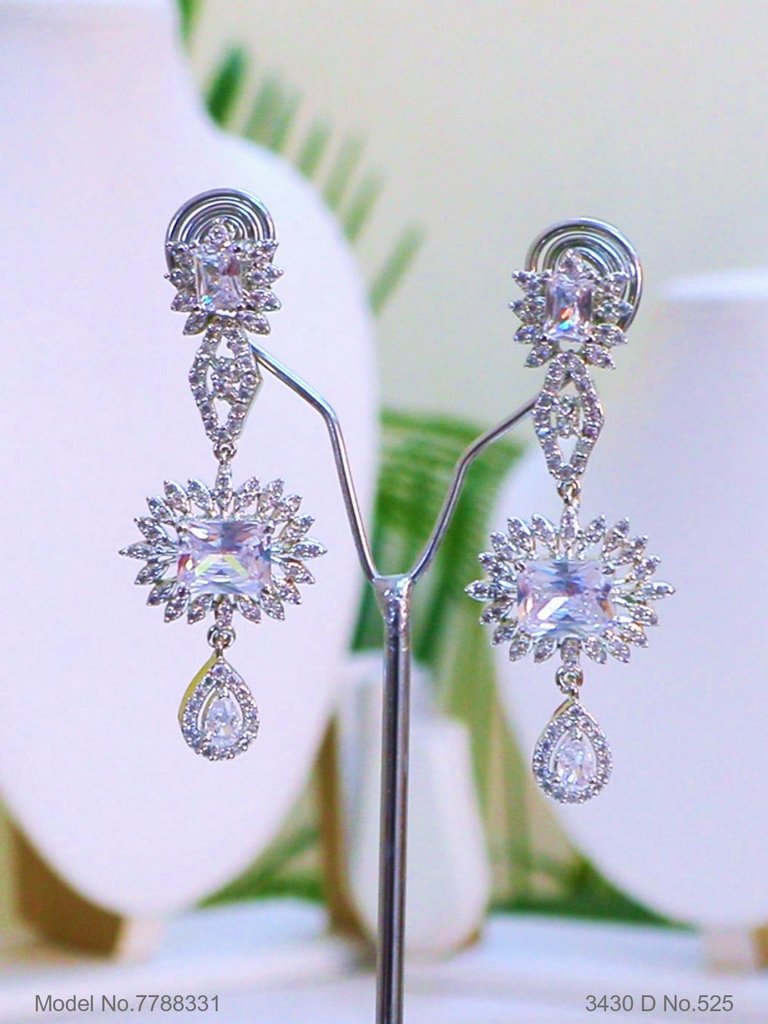 Imitation Diamond Cz Jewelry Set - View B