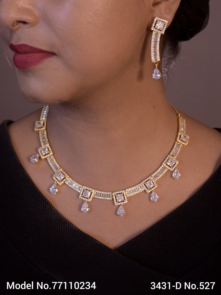 Light weighted CZ Necklace Set - Amaara World