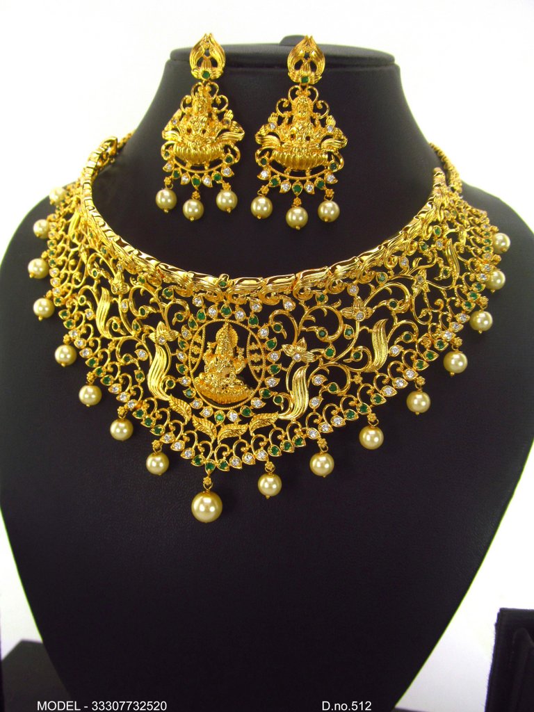 Traditional Necklaces - Amaara World