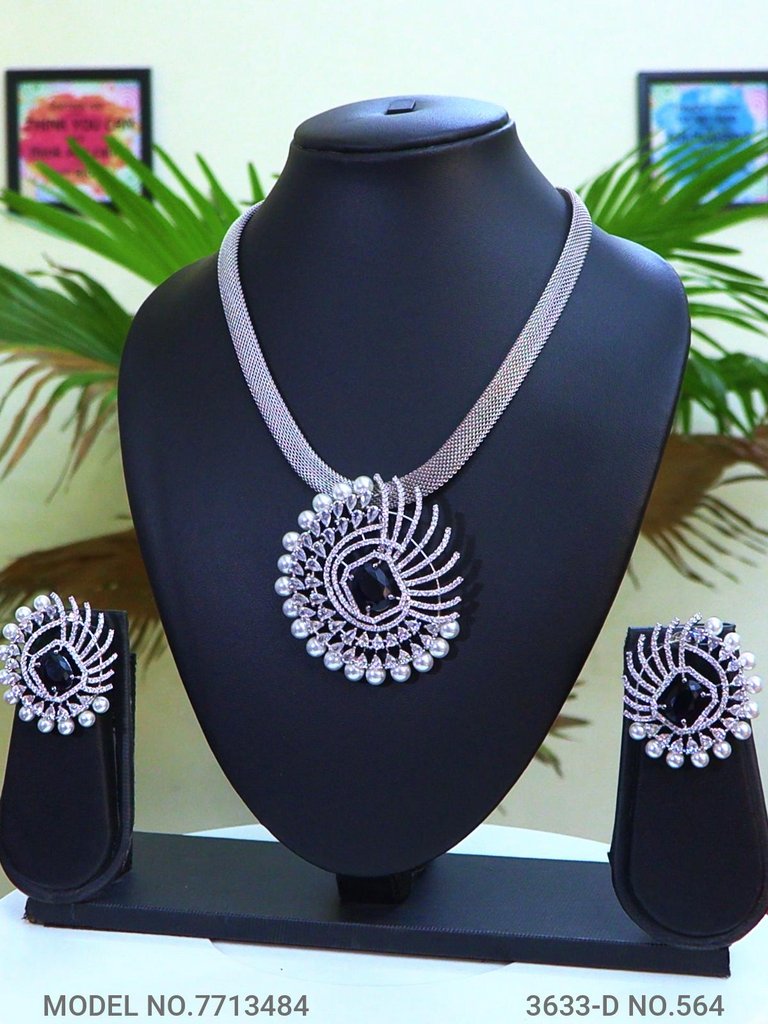 Pendants from our Jewelry Factory - Style 4 - Amaara World