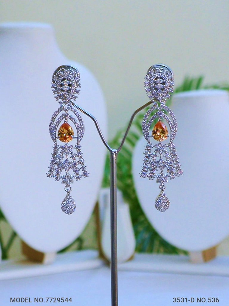 Traditional Zirconia Jewelry Set for Classy Women - View B