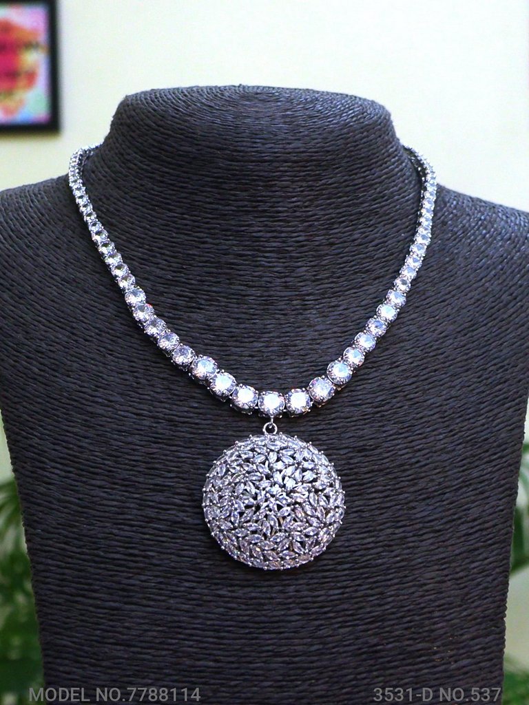 Wholesale Traditional Necklace Set - View A