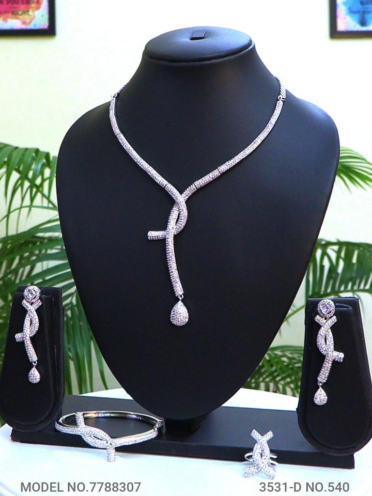 Jewelry straight from Craftsmen - Amaara World