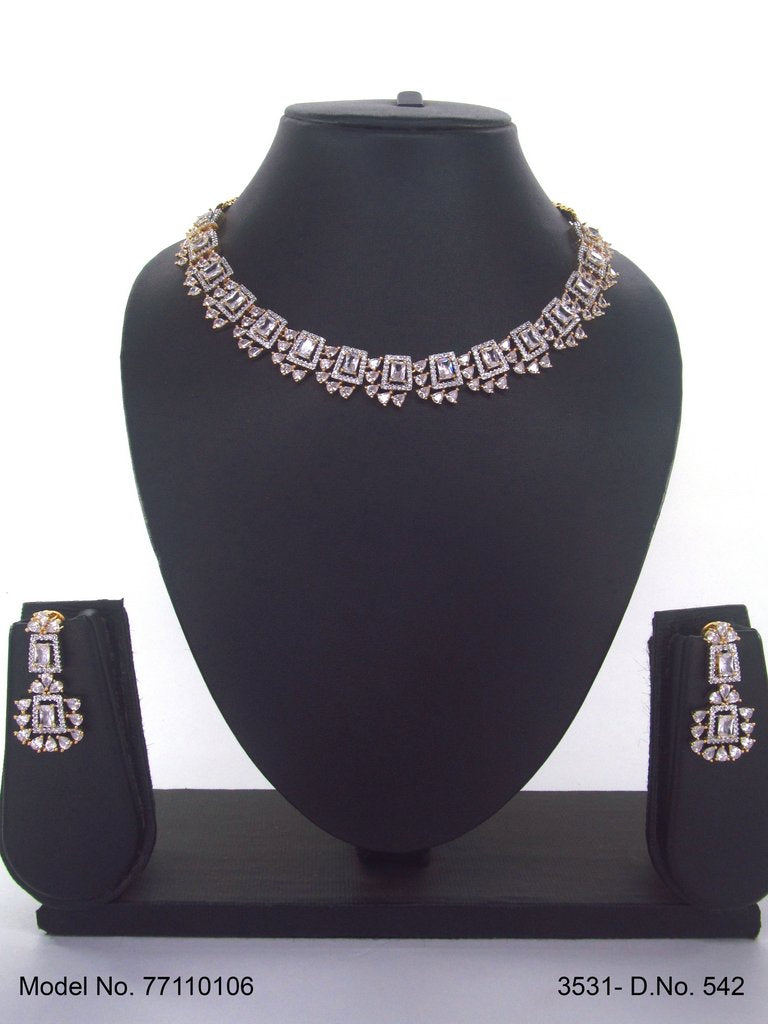 Partywear Classic Jewelry Set - Amaara World