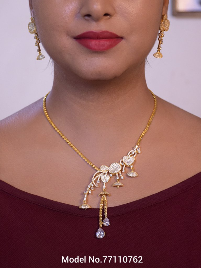 Classic Gift for Her - View B