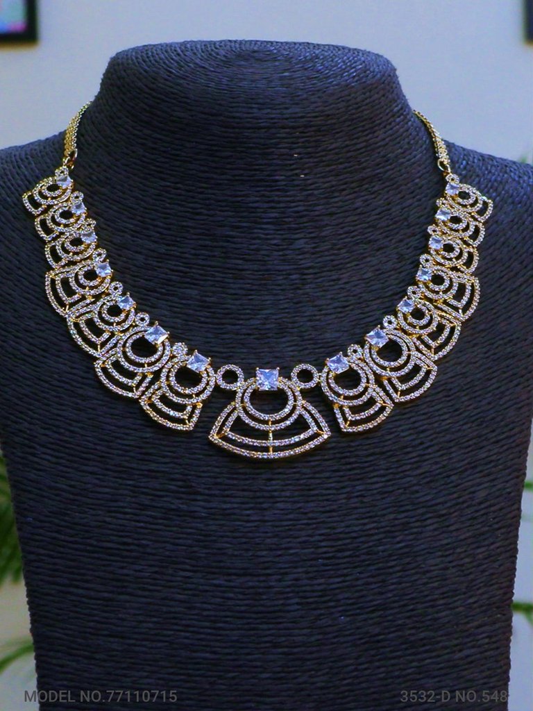 Ideal Gifts for Women | Jewelry Set - View A