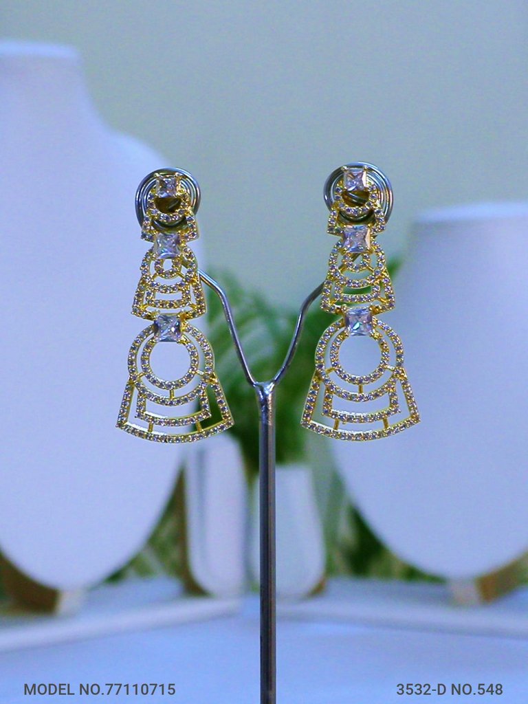 Ideal Gifts for Women | Jewelry Set - View B