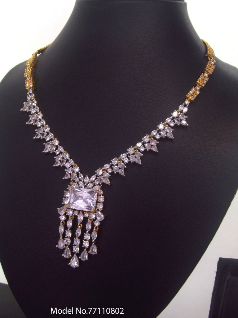 Classic Necklace Set - View A