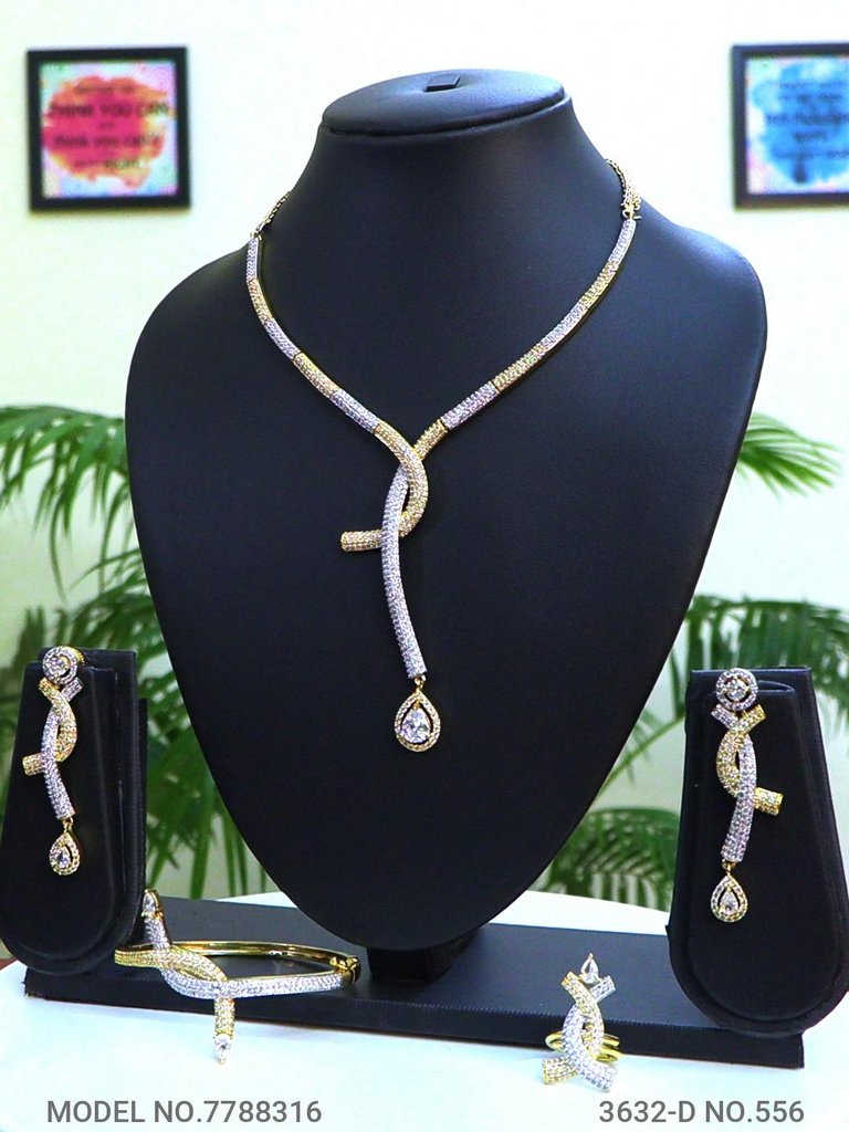 Handcrafted with Love and Passion - Amaara World