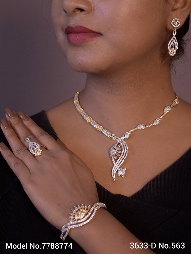 Wedding Gifts for Wedding Parties - Amaara World