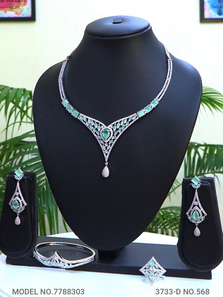 Original Zircon Necklace Set - Amaara World