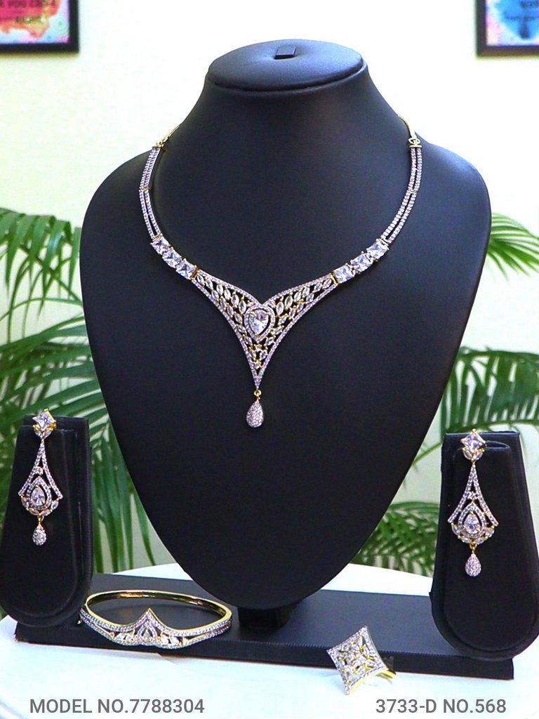 Wholesale Traditional Necklace Set - Amaara World