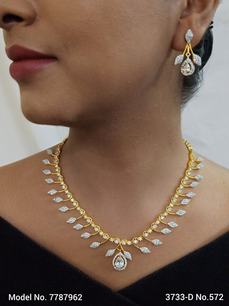 Amazing Traditional Jewelry Set - Amaara World