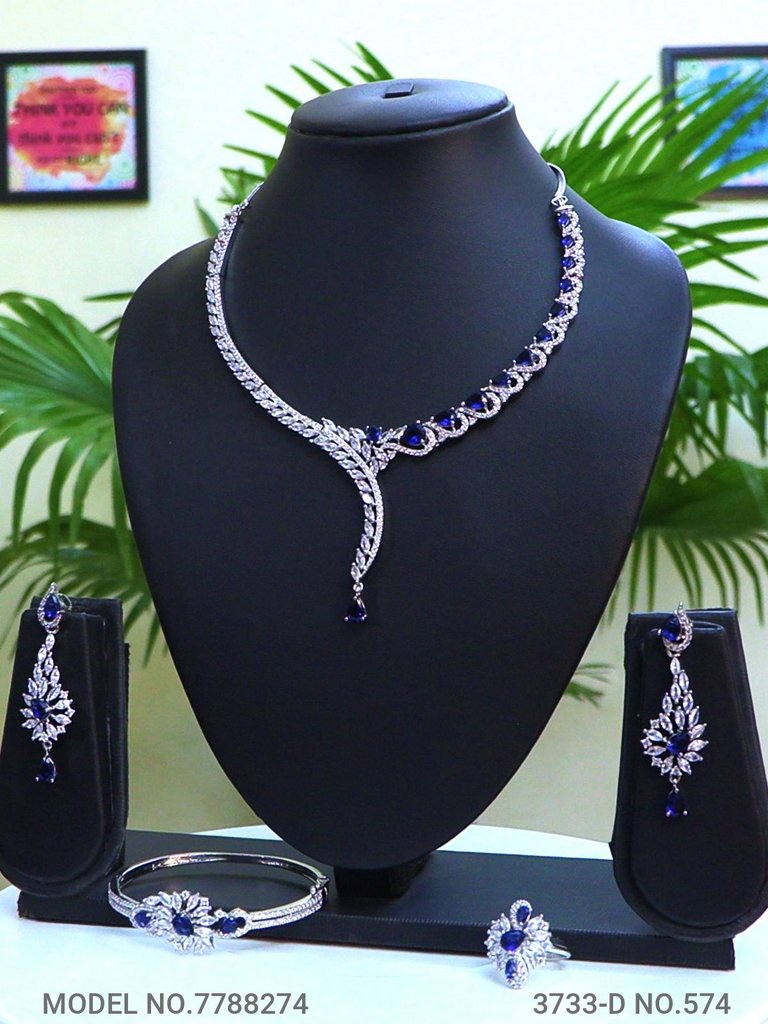 Wedding Jewelry for Trendy Women - Amaara World