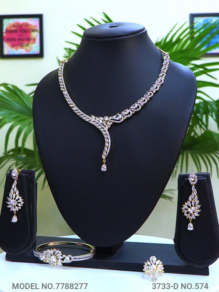 Traditional Jewelry | Available to Wholesale Buyers - Amaara World