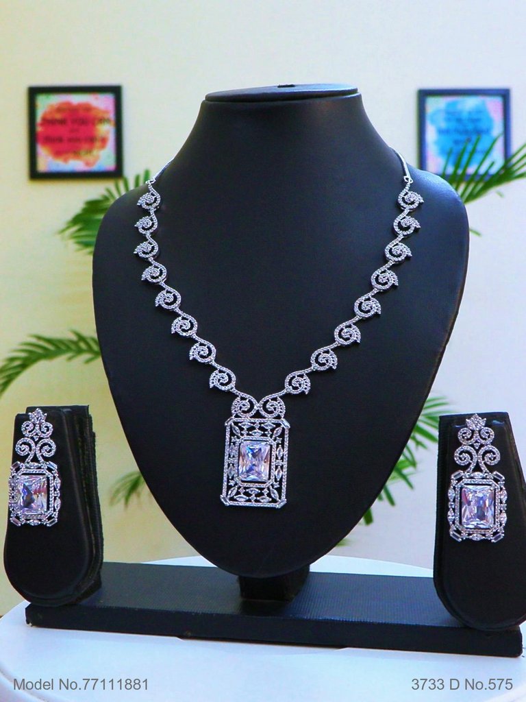 Light weighted CZ Necklace Set - Amaara World