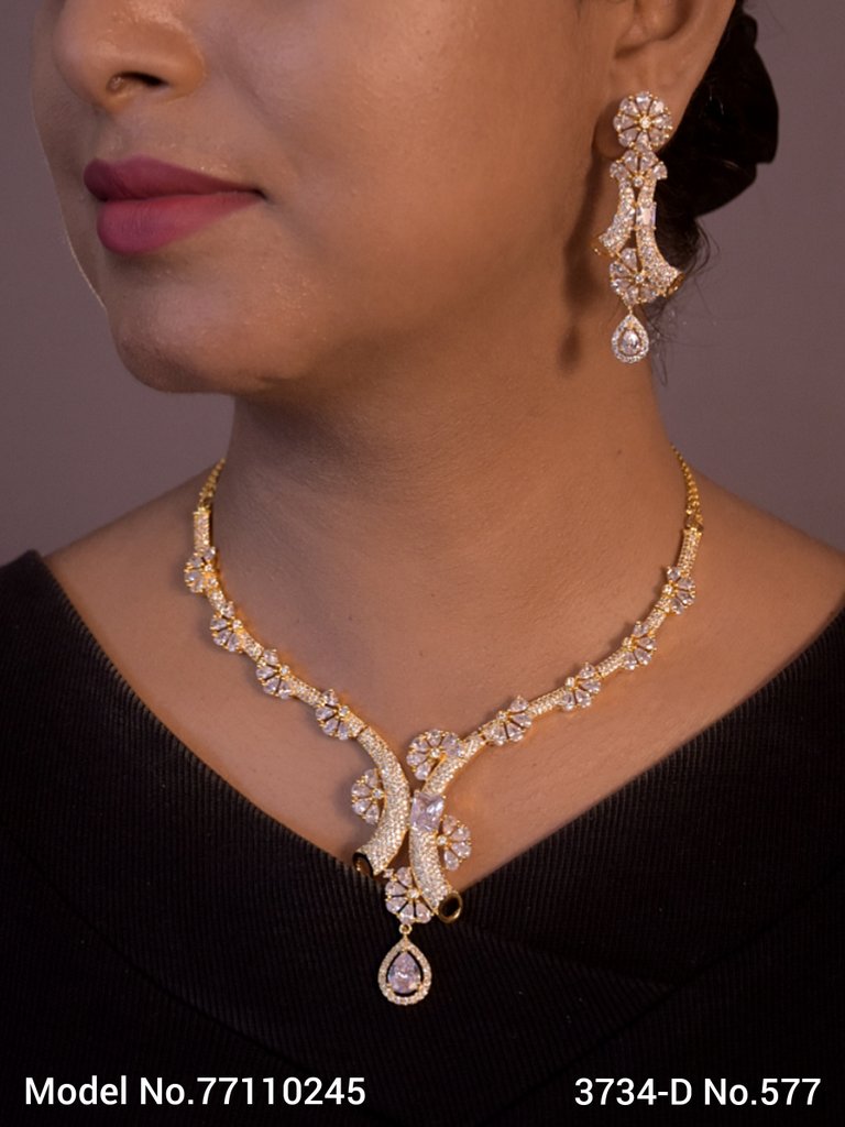 Classic Gift for Her - Amaara World