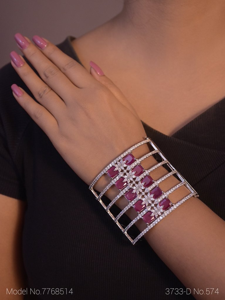 Sleek Spark CZ - Amaara World