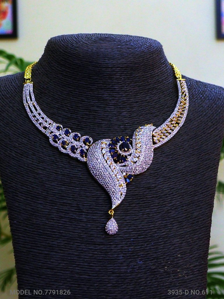 Necklace Designed by Passionate Craftsmen ! - View A