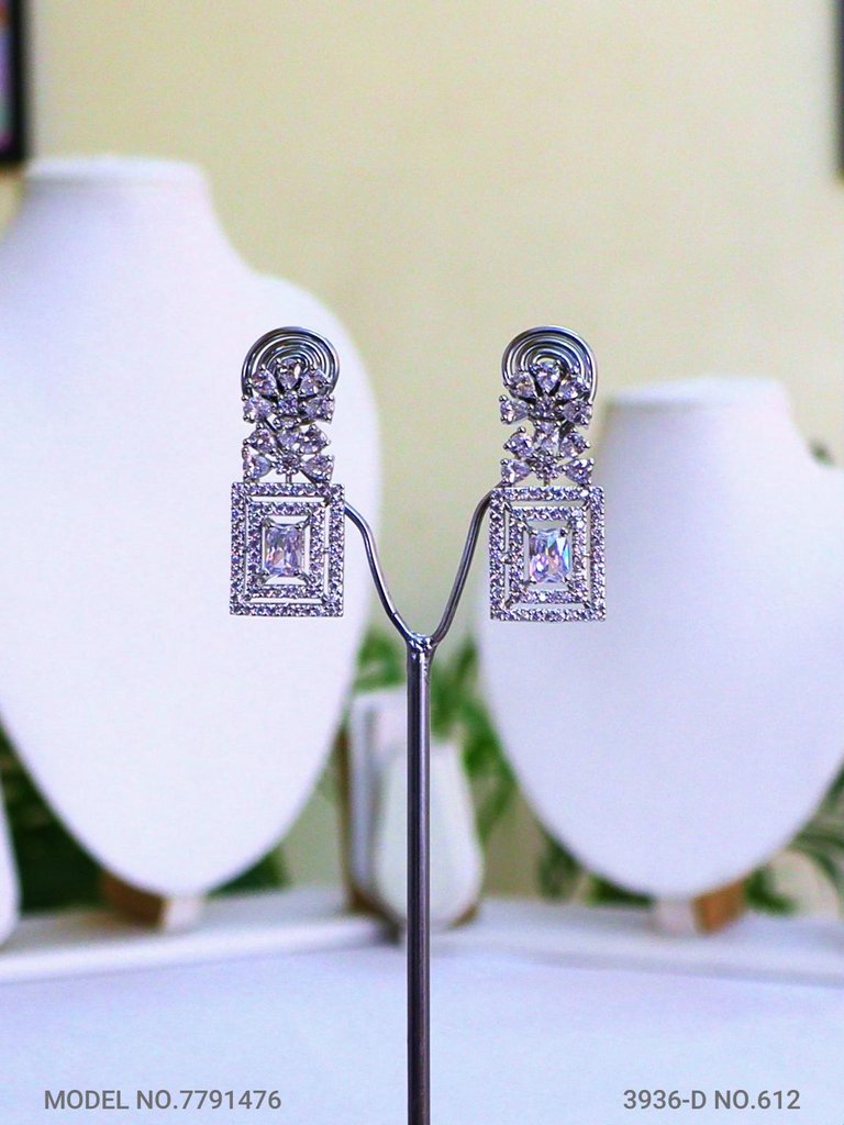Original Cz Traditional Necklace - View B